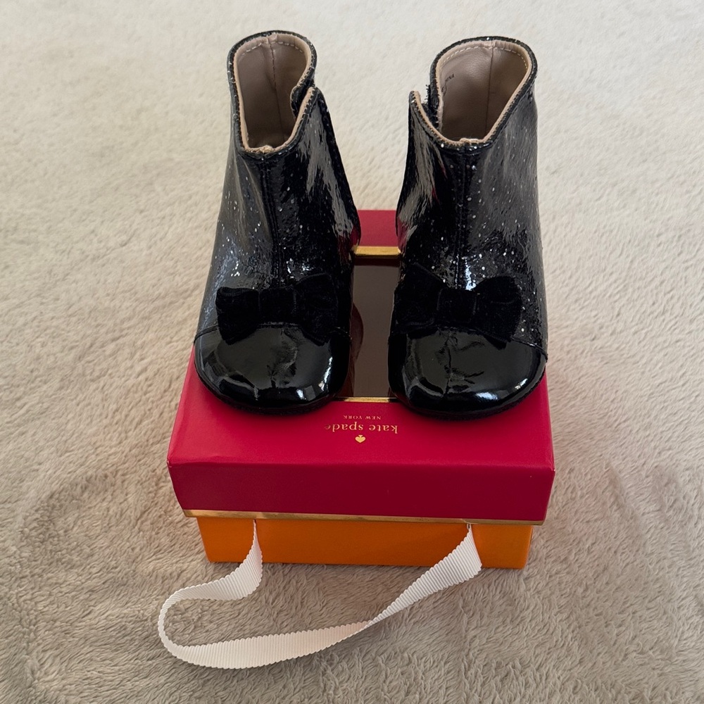 Kate Spade Shiny Black Glittery Infant Boots with Bow